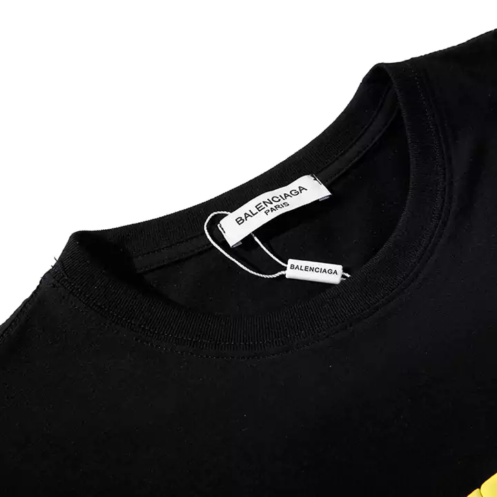 バレンシアガ Tシャツ