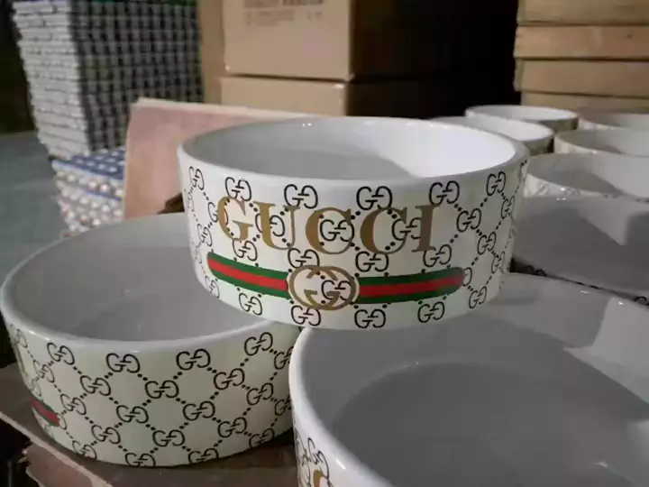 Gucci ペット用品