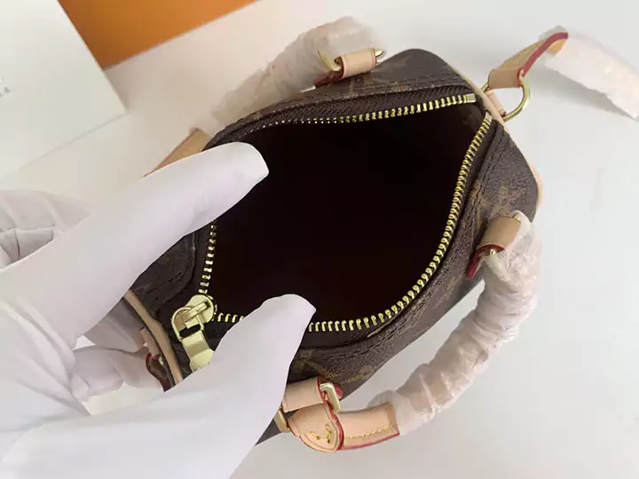 LV バッグ ショルダー