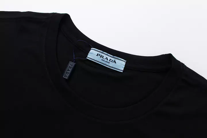 プラダ tシャツ 大人気