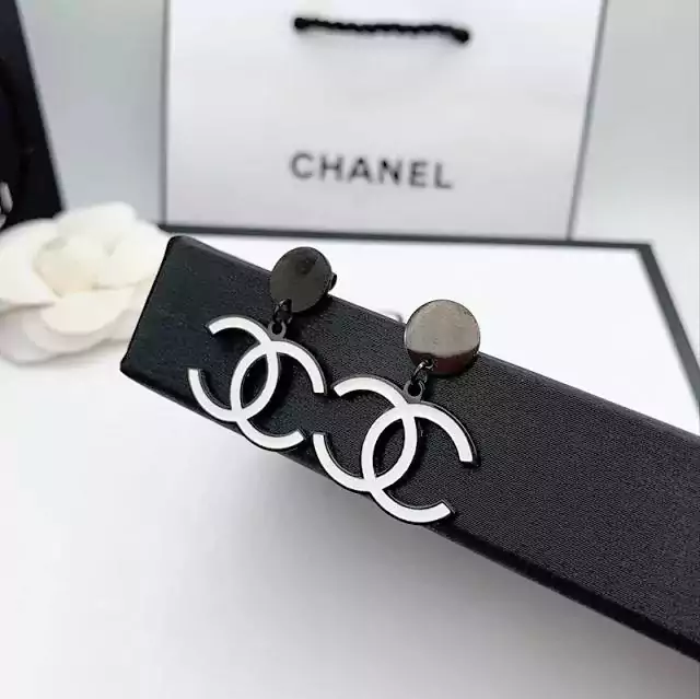 Chanel イヤリング