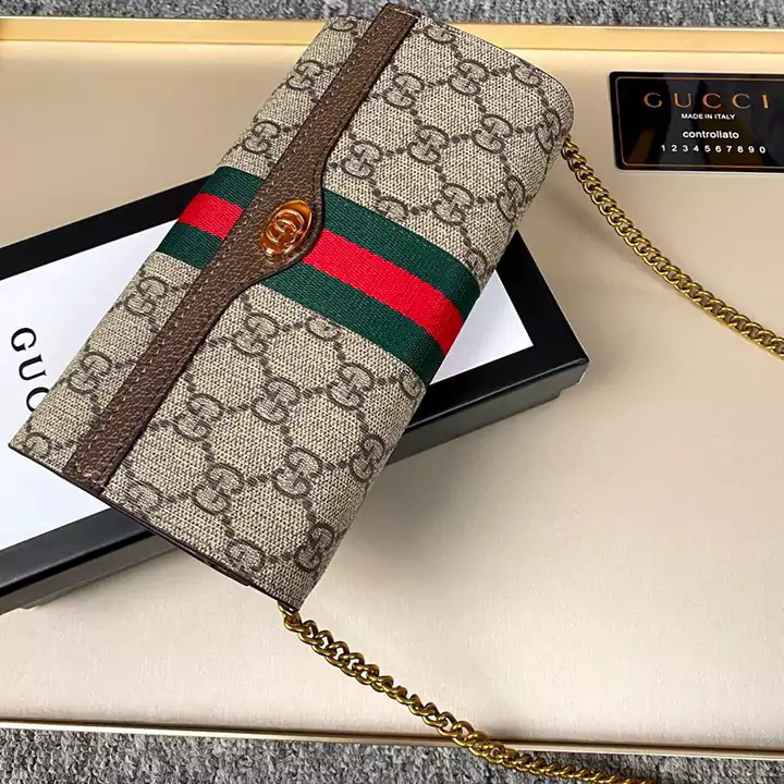 Gucci ウォレット チェーン付き