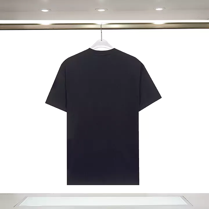 ログtシャツ プラダ