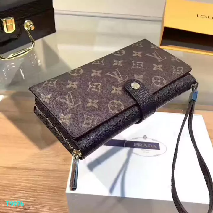 LV 財布