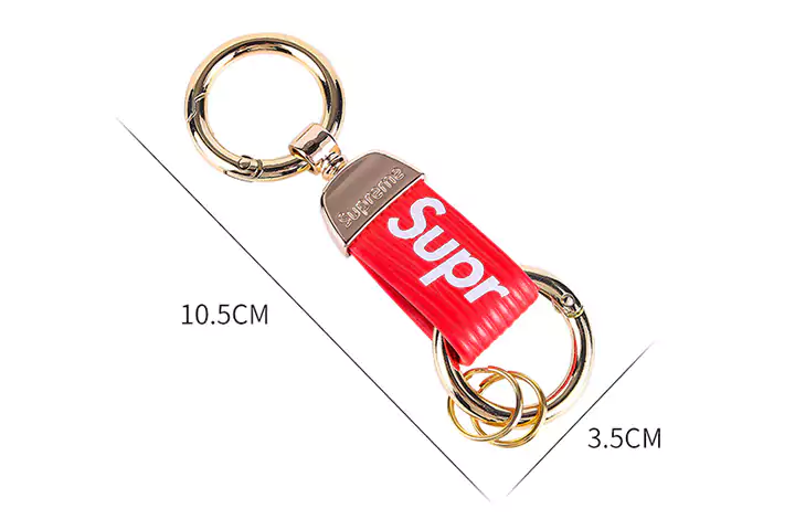 Supreme カー用品