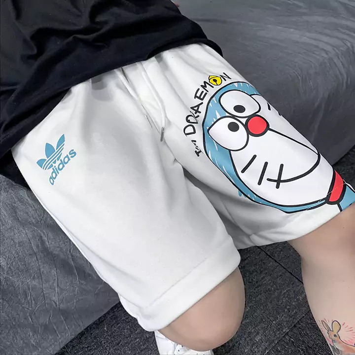 アディダス ドラえもん コラボ 服 ズポン