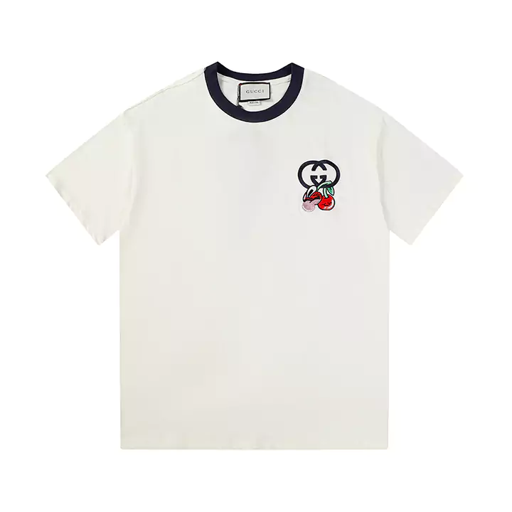 グッチ 服 かわいい