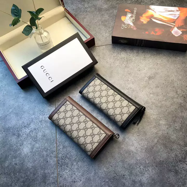 Gucci 財布