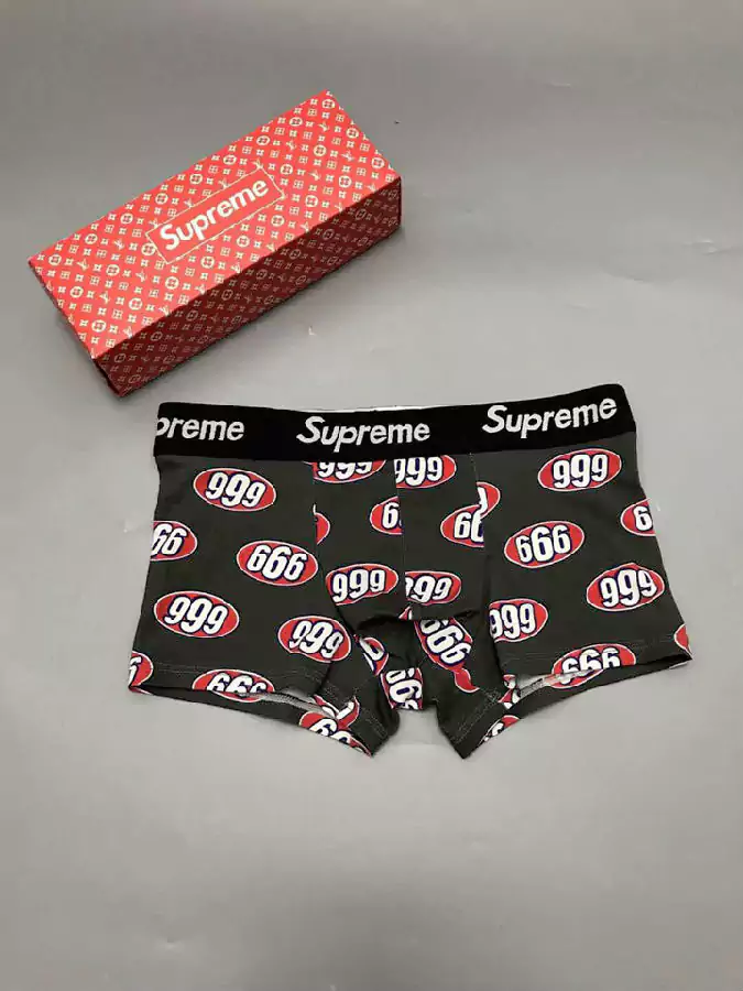 Supreme 下着 パンツ