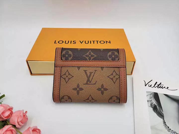 LV ウォレット