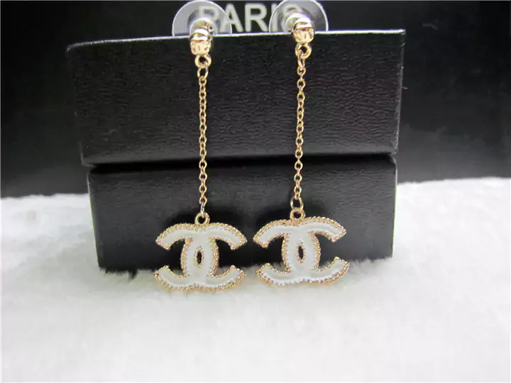 Chanel ピアス