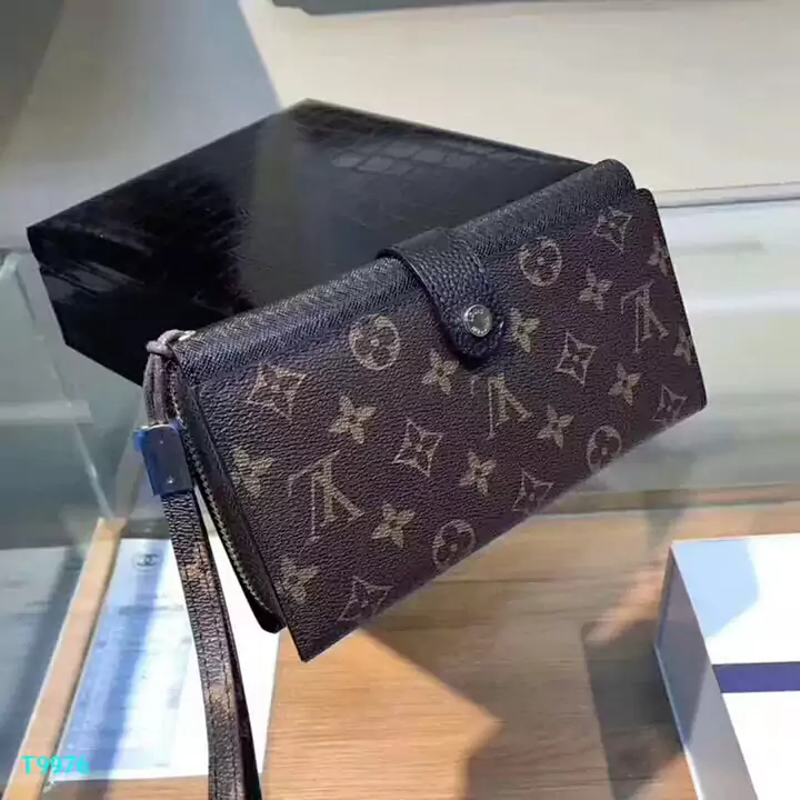 LV 財布