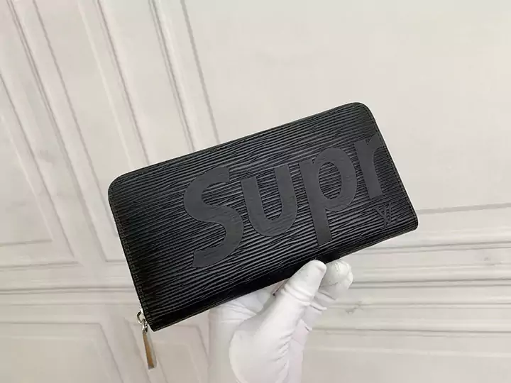 LV SUPREME 財布 人気