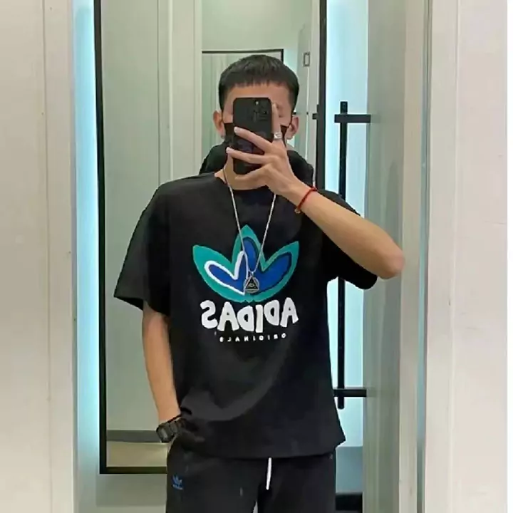 プリント柄シャツ adidas 人気