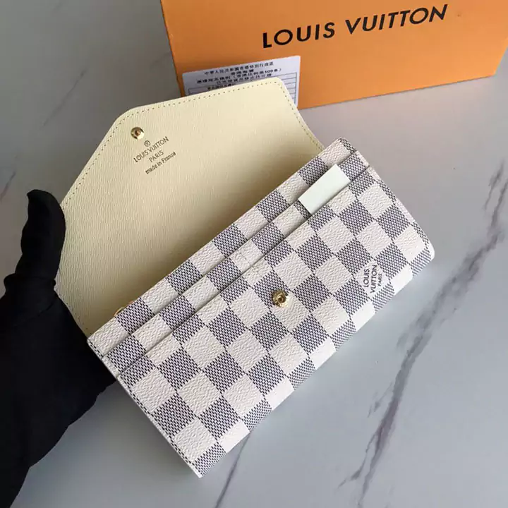 ヴィトン LV ウォレット 財布