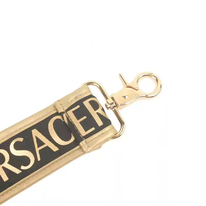 Versace リード 首論