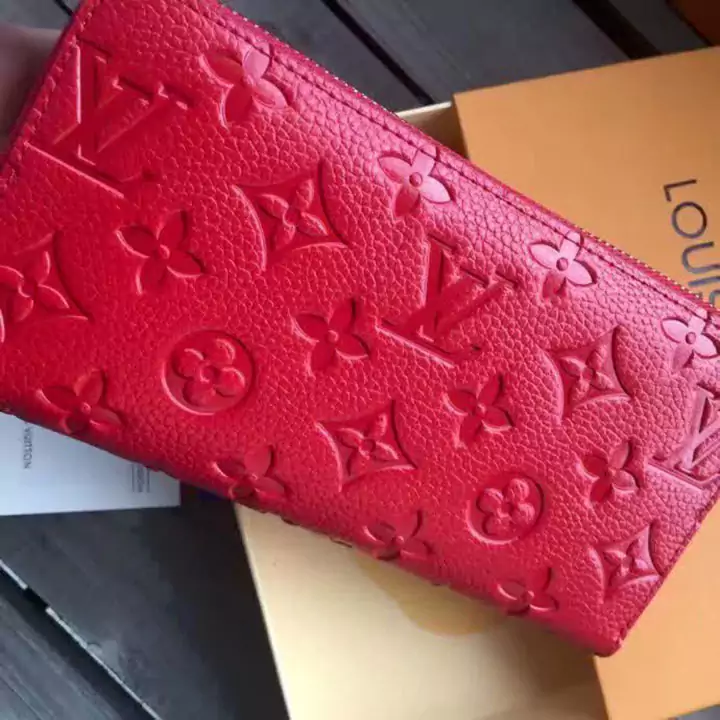 LV 財布