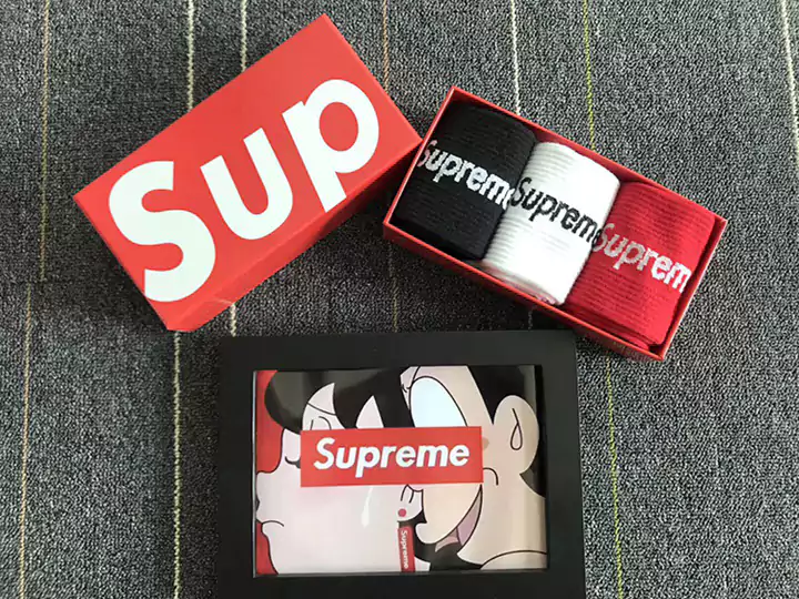 Supreme 靴下