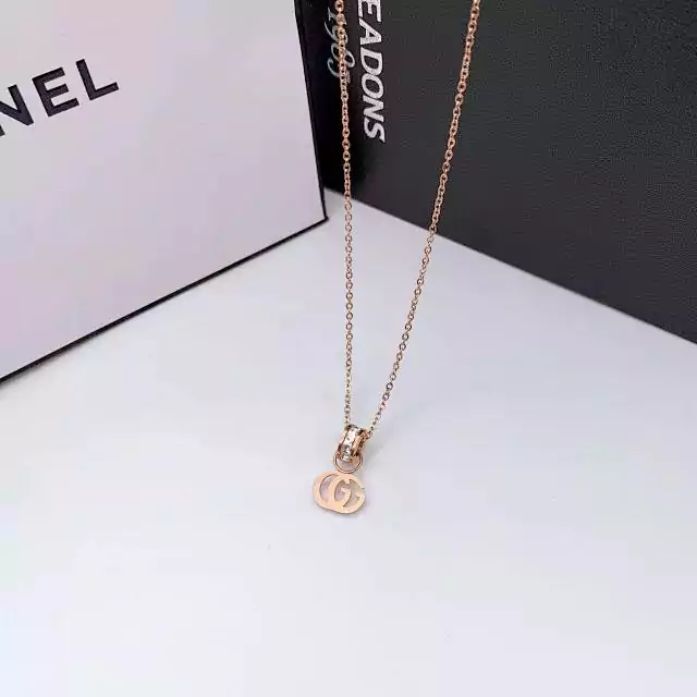 Gucci アクセサリー