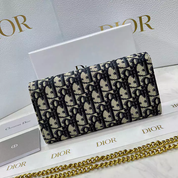 チェーン付き財布 ハイブランド dior