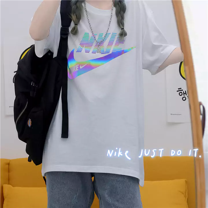 nike ｔシャツ 人気