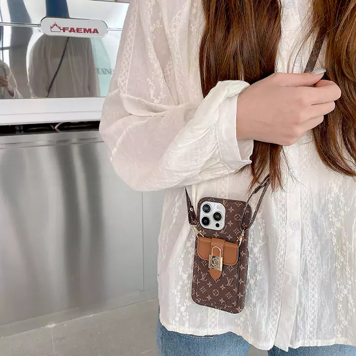 lv iphone16proケース カード収納