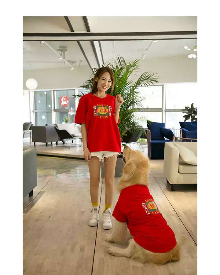 Gucci 犬のｔシャツ お飼い主と一緒