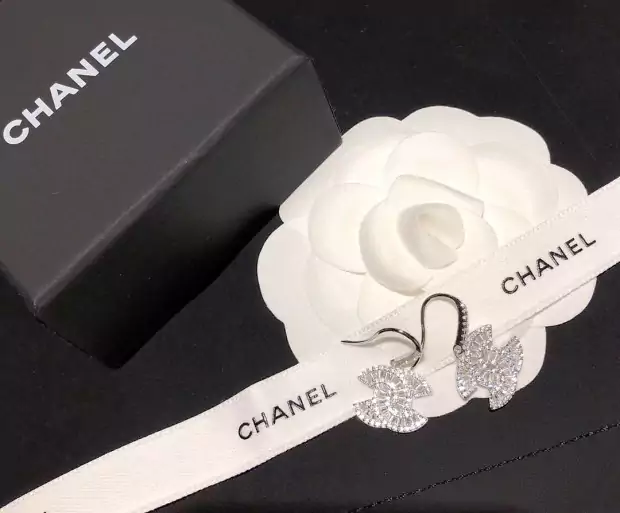 Chanel イヤリング ぴかぴか