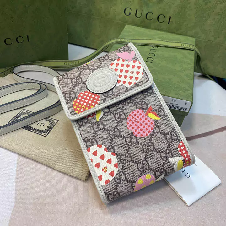 Gucci ポーチ ショルダー 財布