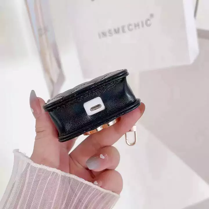 Chanel イヤホンケース ミニバッグ