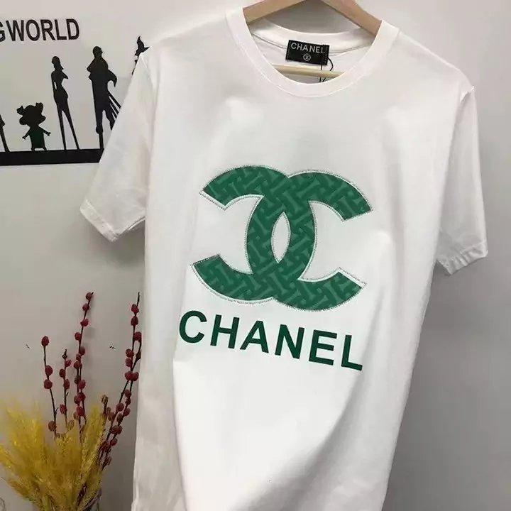 シャネル tシャツ 服
