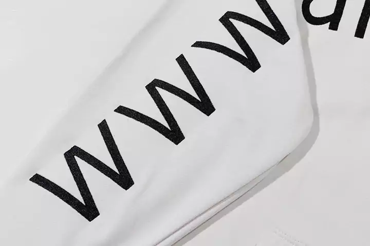 balenciaga 帽子付きパーカー オリジナル