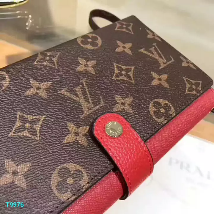 LV 財布