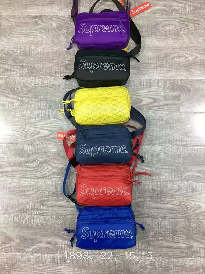 Supreme 財布