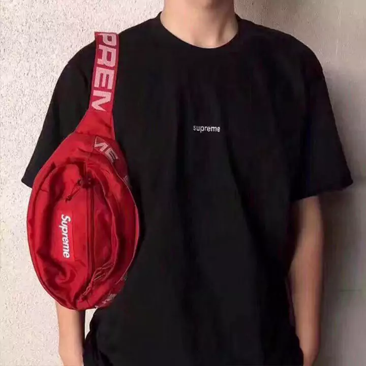 SUPREME バッグ 男