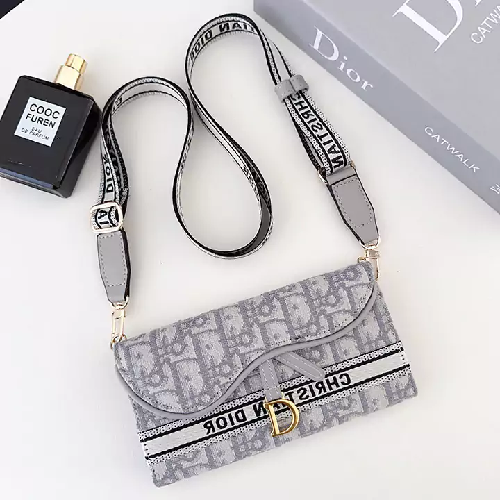 dior カード入れケース アイフォン16