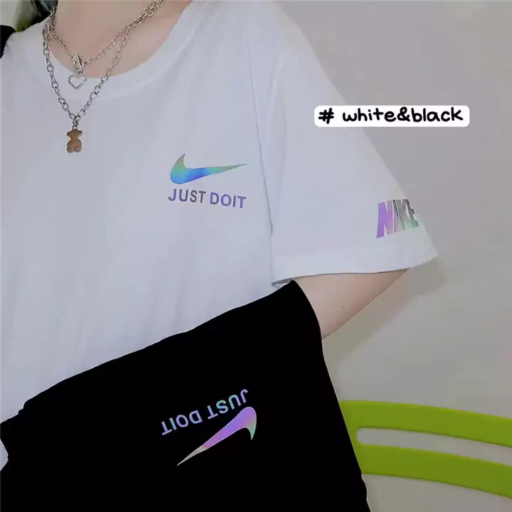 ナイキ Tシャツ 服