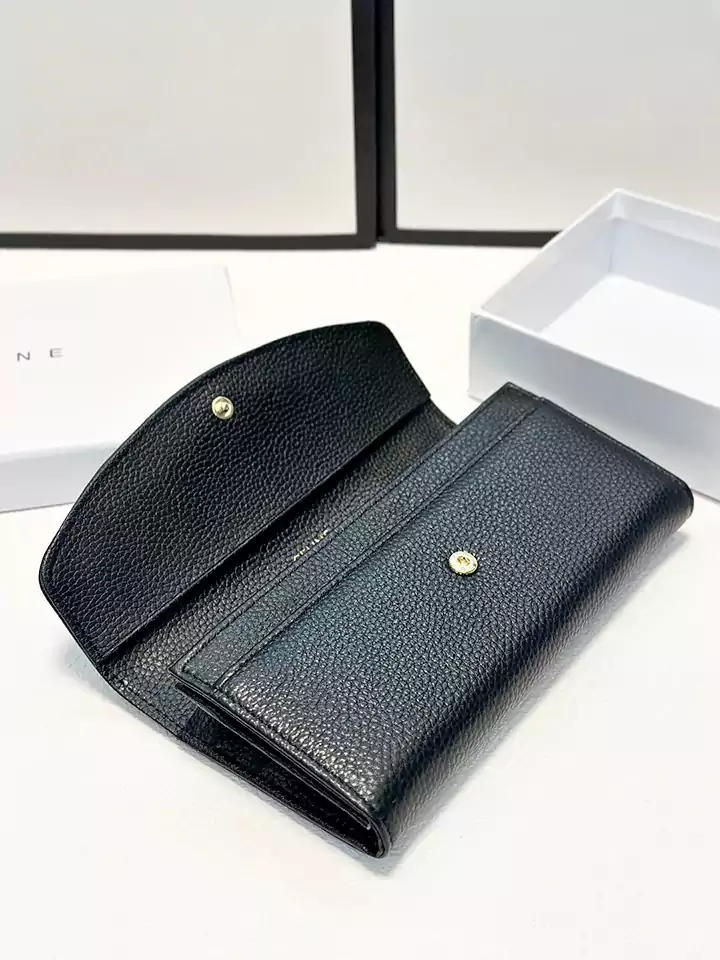 CELINE 長い財布 高級