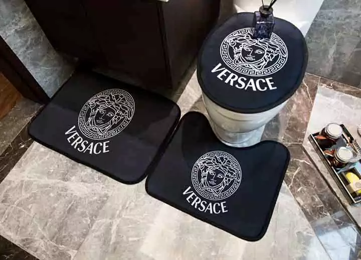 Versace カーペット