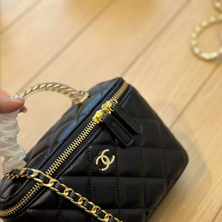 Chanel ショルダーバッグ