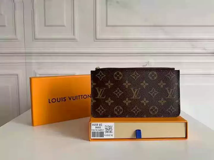 LV 財布