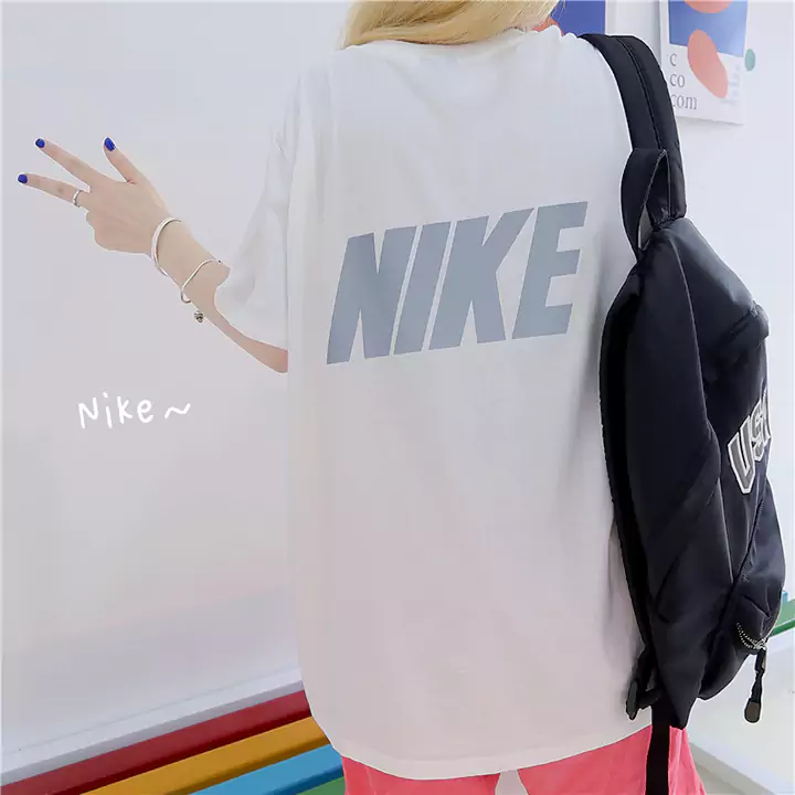 反射光Tシャツ NIKE