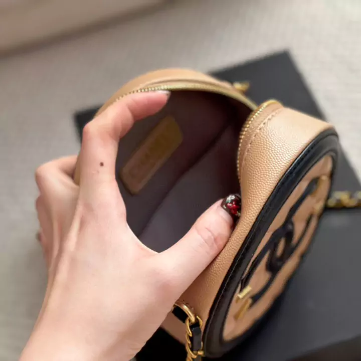 シャネル 丸型バッグ