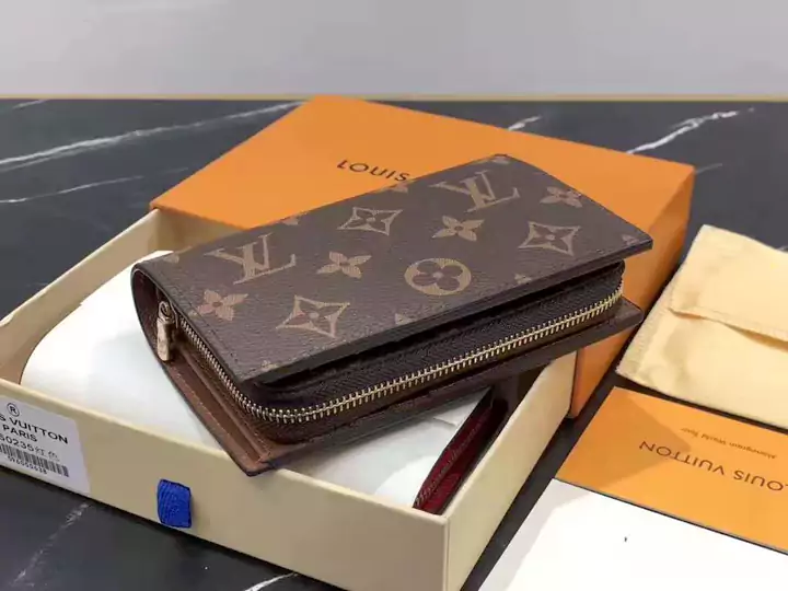 LV 財布