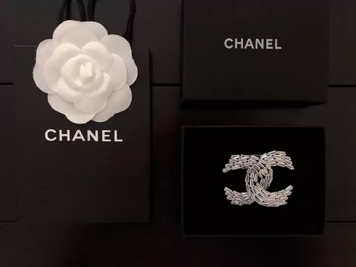 Chanel ブローチ