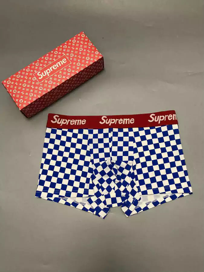 Supreme 下着 パンツ