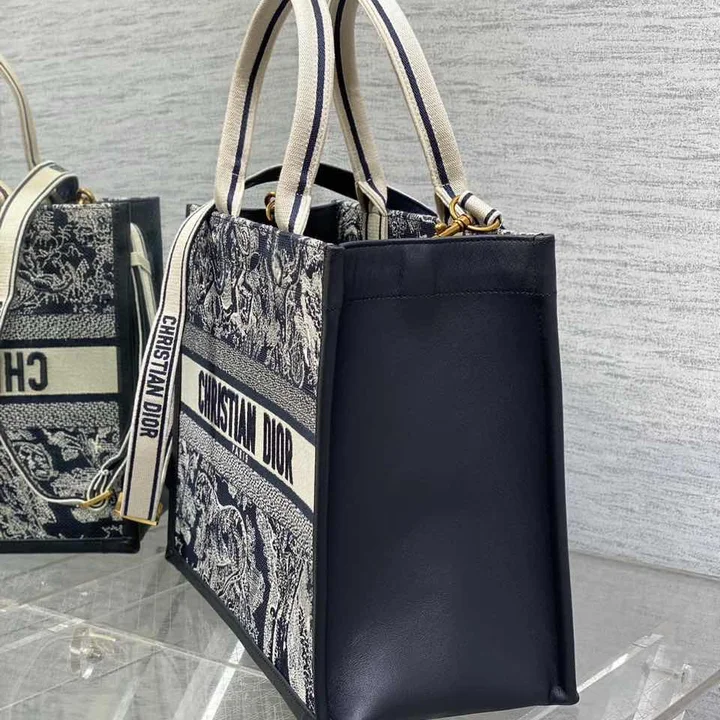 DIOR ハンドバッグ 高級品