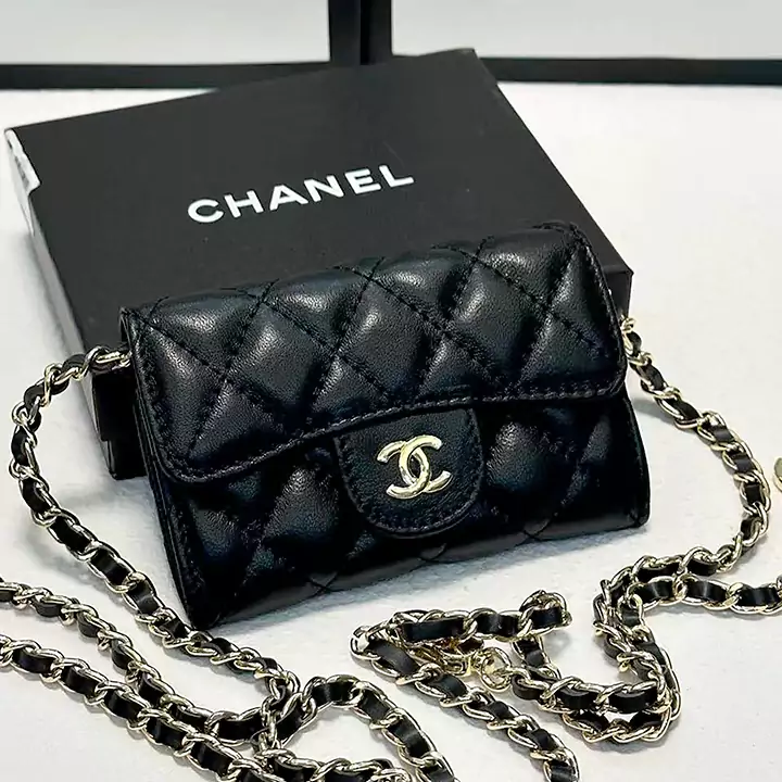 Chanel ミニ財布 チェーン付き