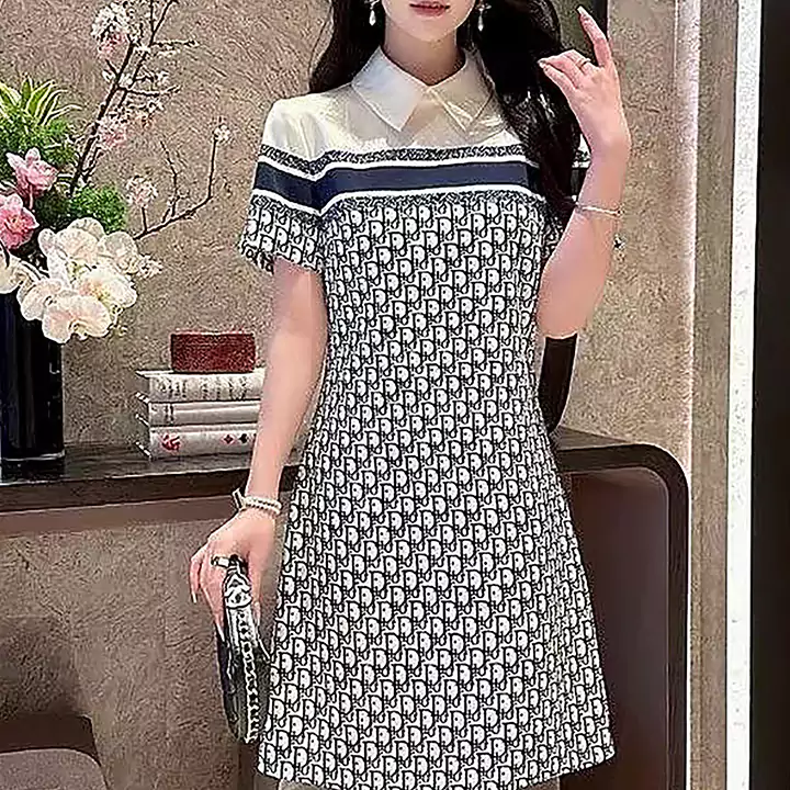 dior ワンピース おしゃれ