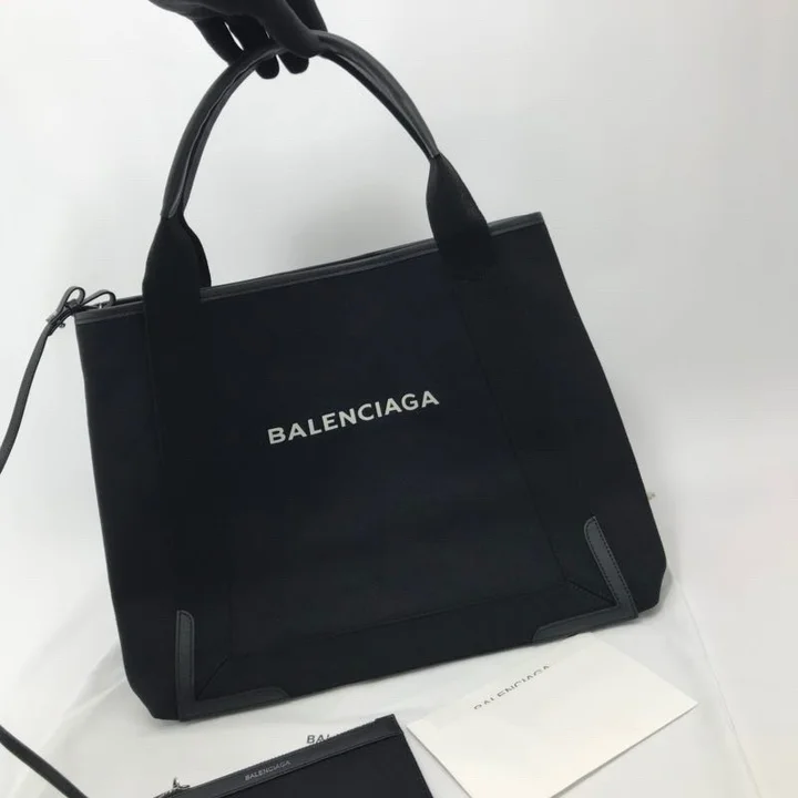 Balenciaga バッグ